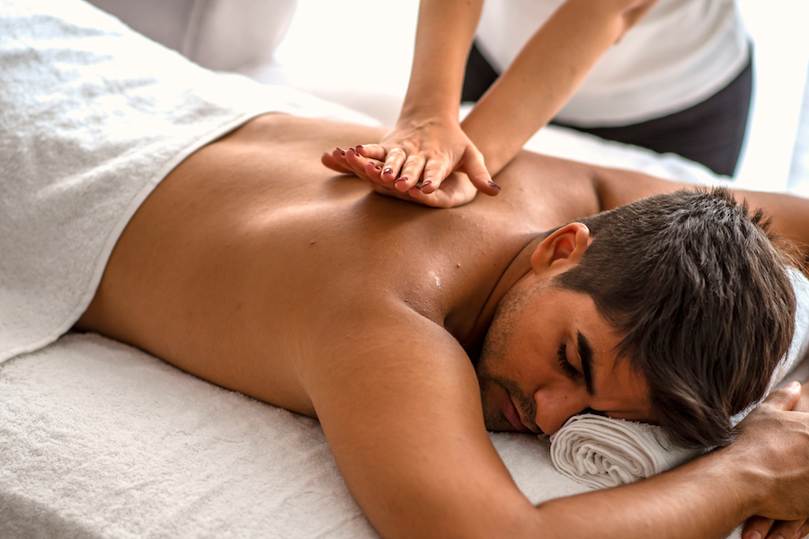 Massage Du Dos Aux Plantes